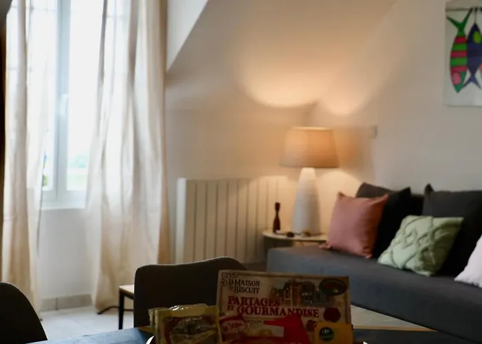 Les Terrassespetit Calme Vue Sur Havre De Carteret 펜션