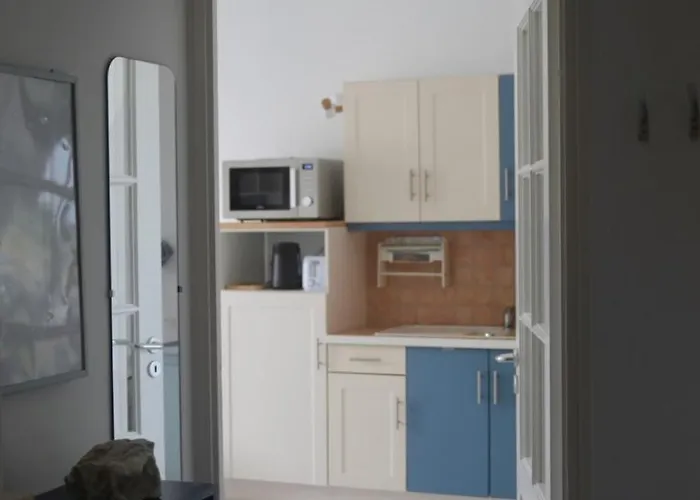 Les Terrassespetit Calme Vue Sur Havre De Carteret Holiday home