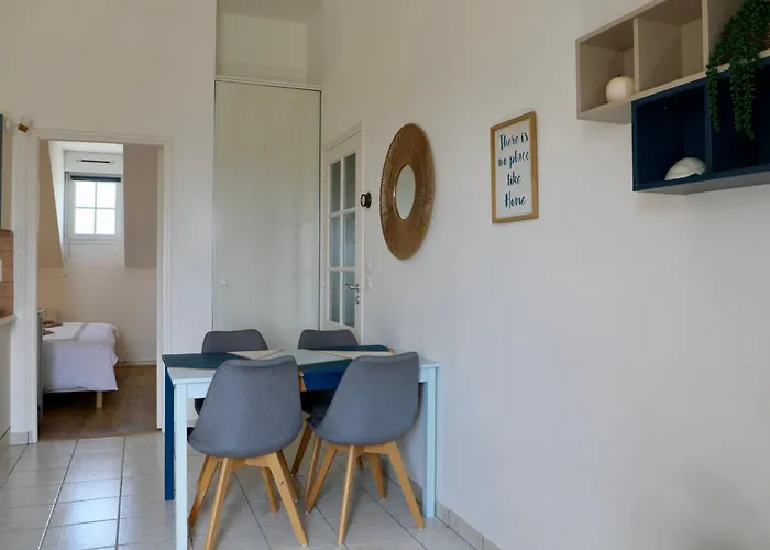 Holiday home Les Terrassespetit Calme Vue Sur Havre De Carteret Barneville-Carteret